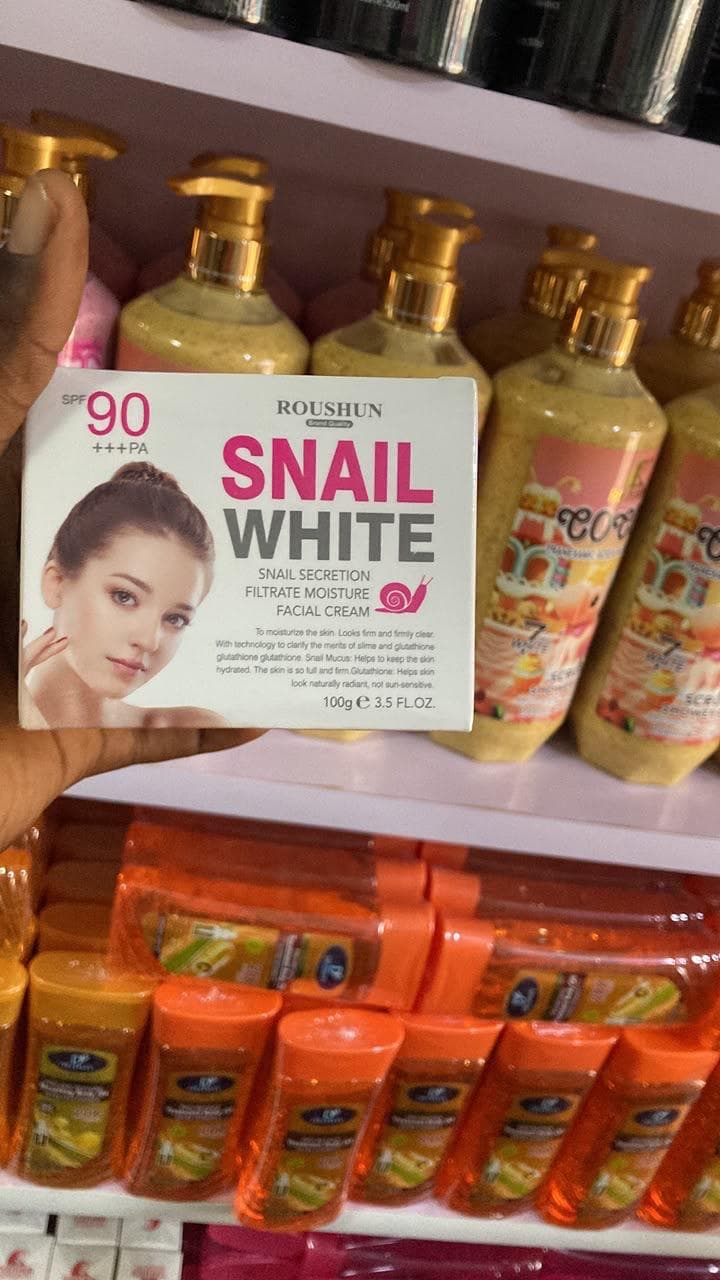 Snail White